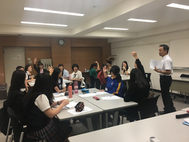 於日本研習會的照片